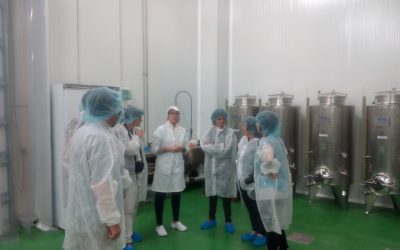 Visita al vivero de Biescas de varias entidades relacionadas con el desarrollo rural de Guipúzcoa
